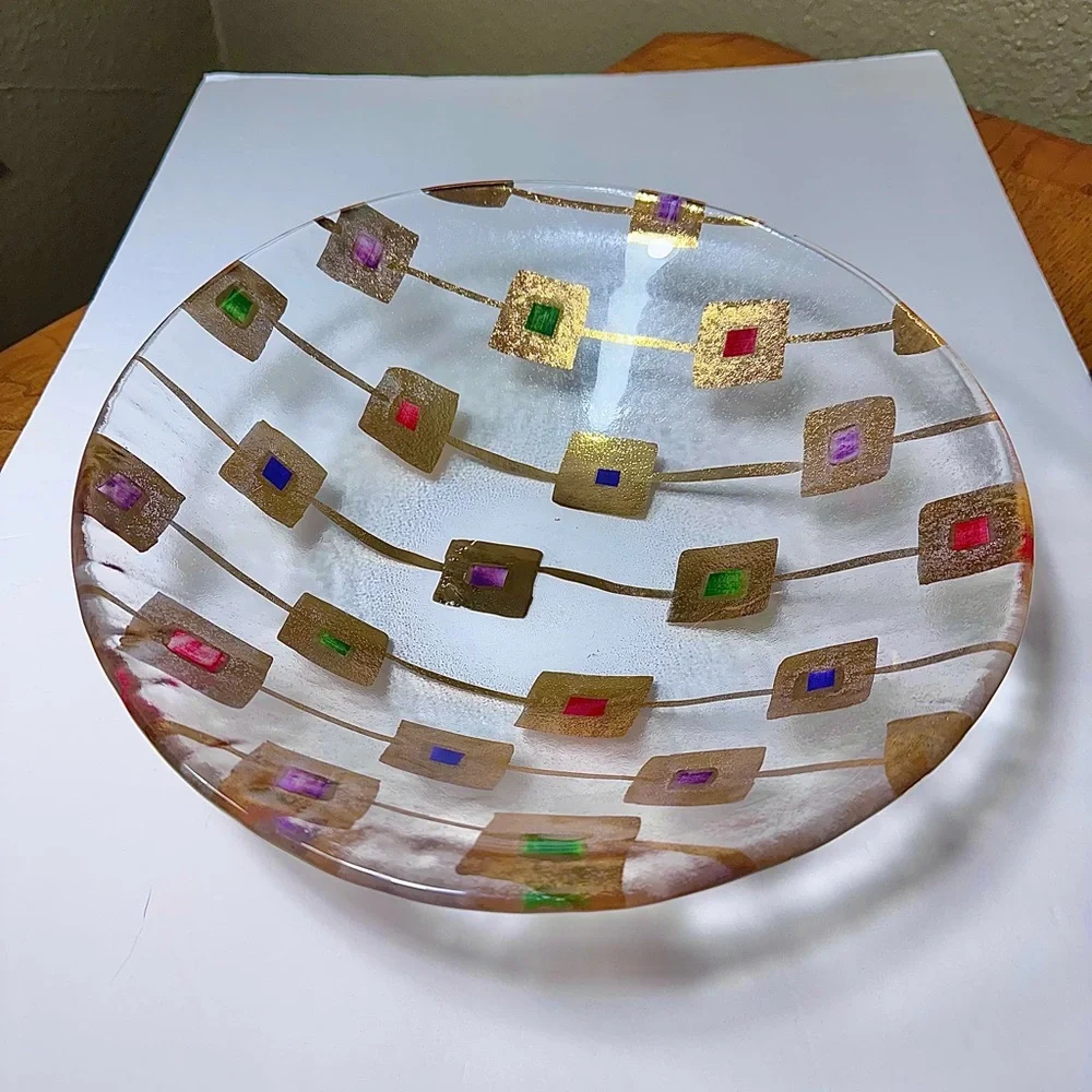 *RARE* CRATE AND BARREL Medallion Serving Bowl - Picture 3 of 8